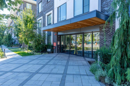 304 15848 Fraser Highway, Surrey, BC, Surrey — Apartment/Condo for sale