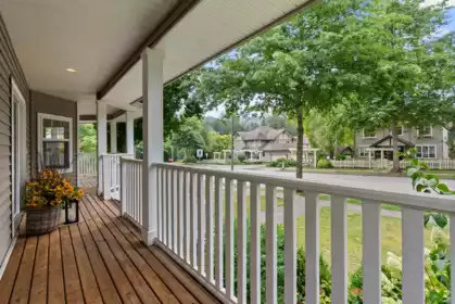 4410 Blauson Boulevard, Abbotsford, BC, Abbotsford — Single Family Residence for sale