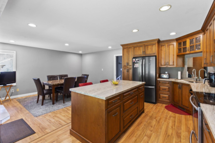 33605 Blueberry Drive, Mission, BC, Mission — Single Family Residence for sale