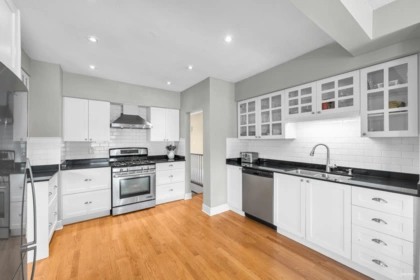 3178 W 16th Avenue, Vancouver, BC, Vancouver — Single Family Residence for sale