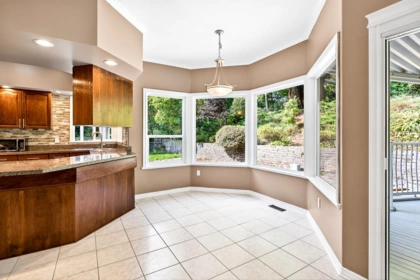 Guest Bathroom Photo of 12580 261 Street, Maple Ridge, BC