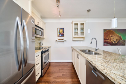 PH6 15357 Roper Avenue, White Rock, BC, White rock — Apartment/Condo for sale