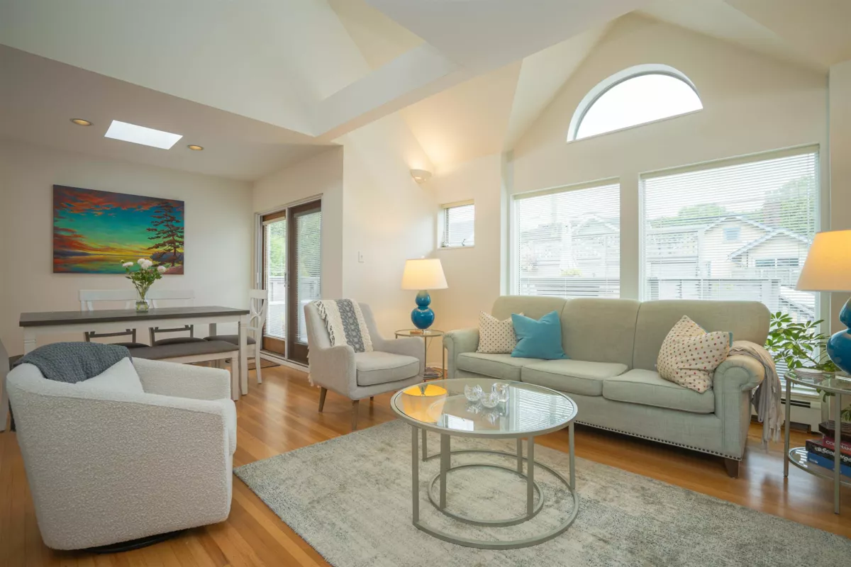 Exterior Front Photo of 1346 Laburnum Street, Vancouver, BC