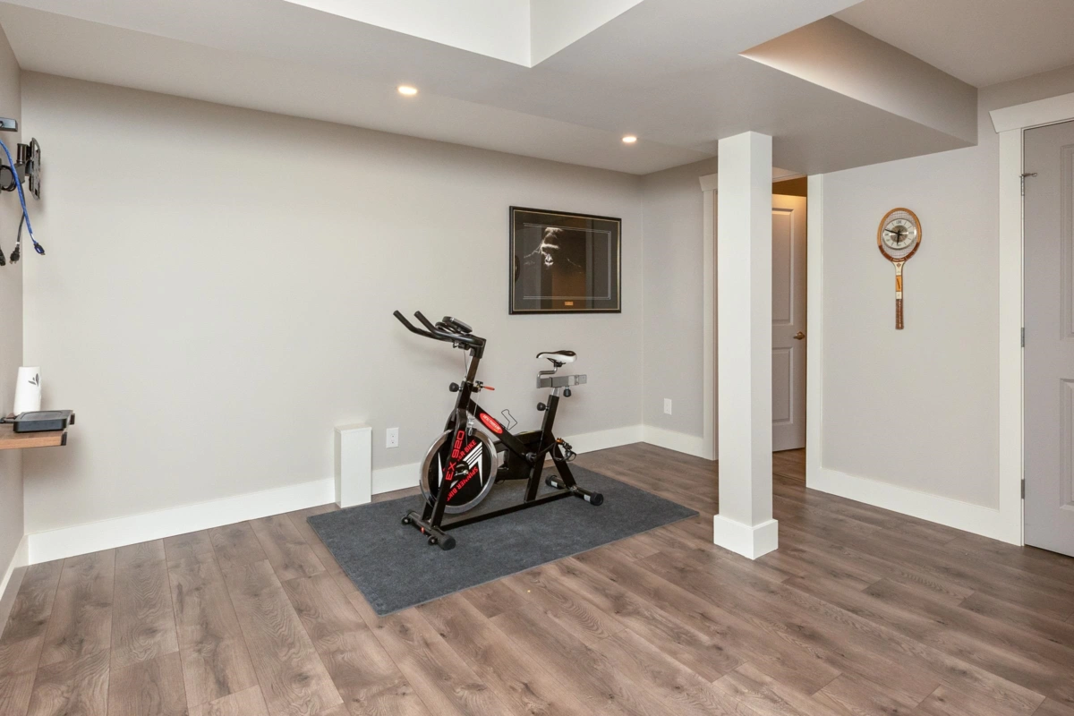 Hallway Photo of 15804 Mcbeth Road, Surrey, BC