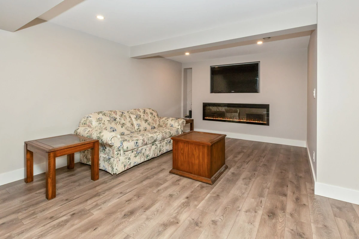Mudroom Photo of 15804 Mcbeth Road, Surrey, BC