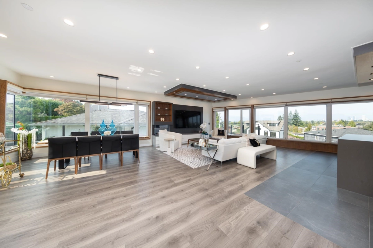 Walk-In Closet Photo of 2863 W King Edward Avenue, Vancouver, BC