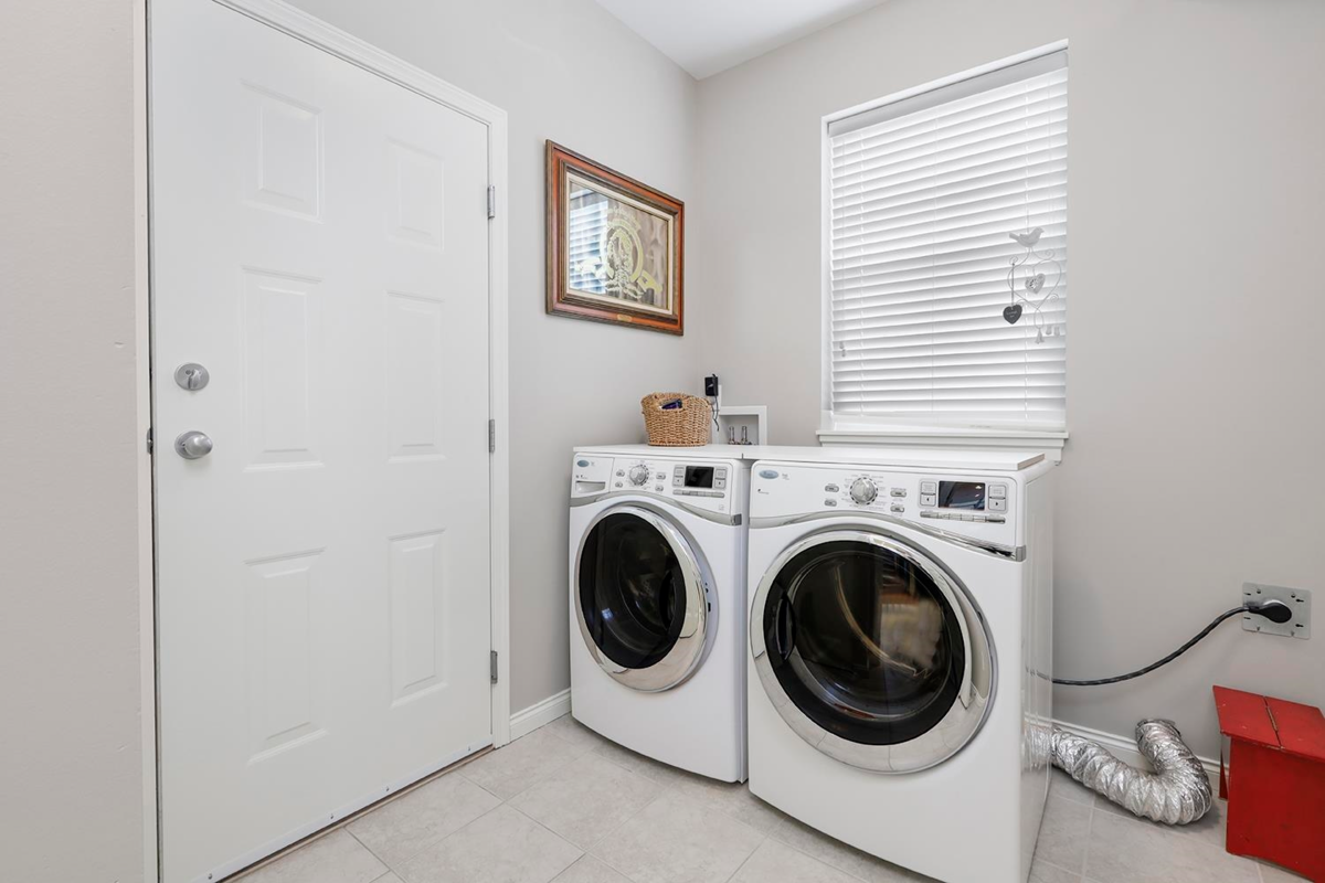 Powder Room Photo of 13895 Docksteader Loop, Maple Ridge, BC