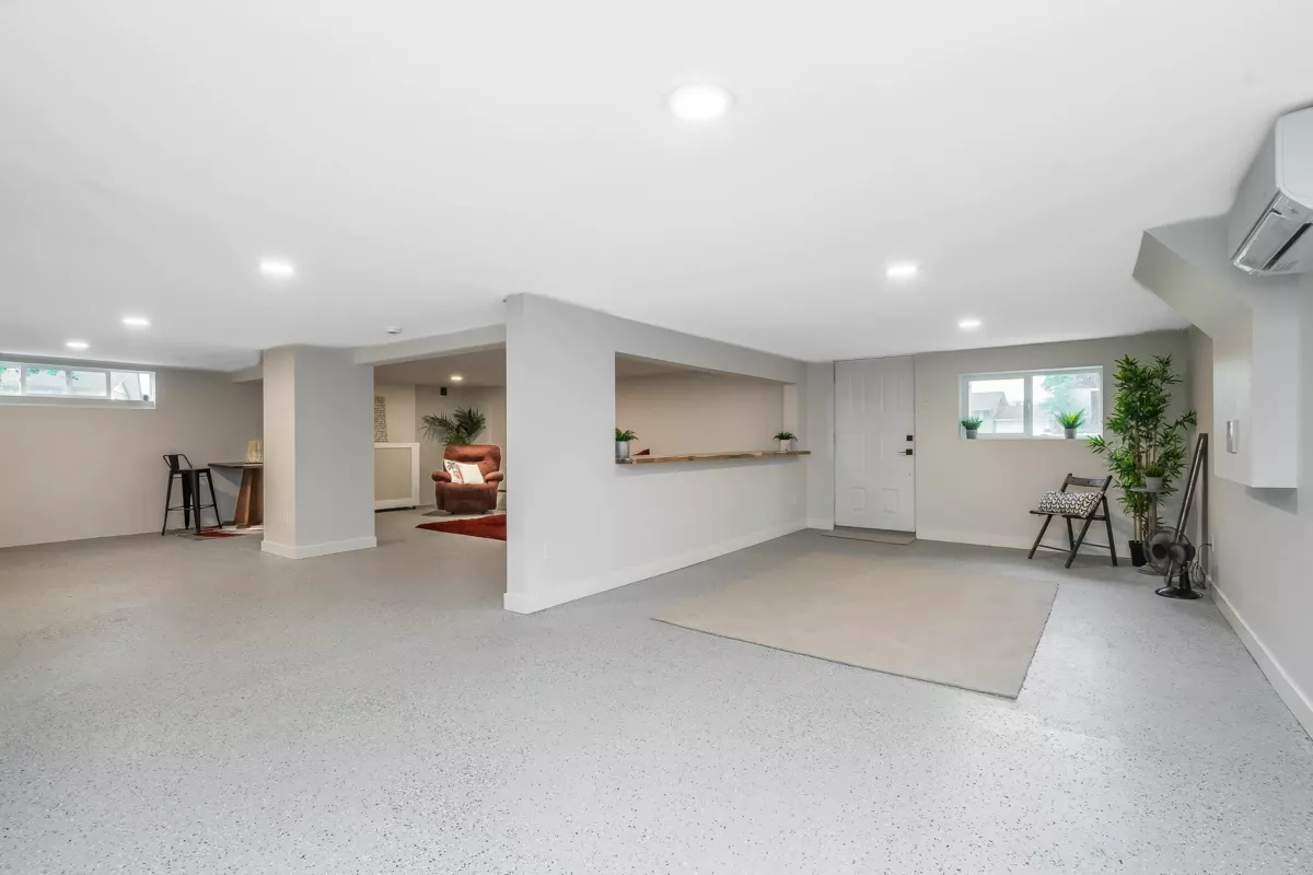 Basement Recreation Room Photo of 27607 Gray Avenue, Abbotsford, BC