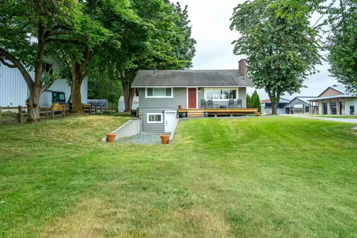 Community Amenities Photo (Clubhouse) of 27607 Gray Avenue, Abbotsford, BC