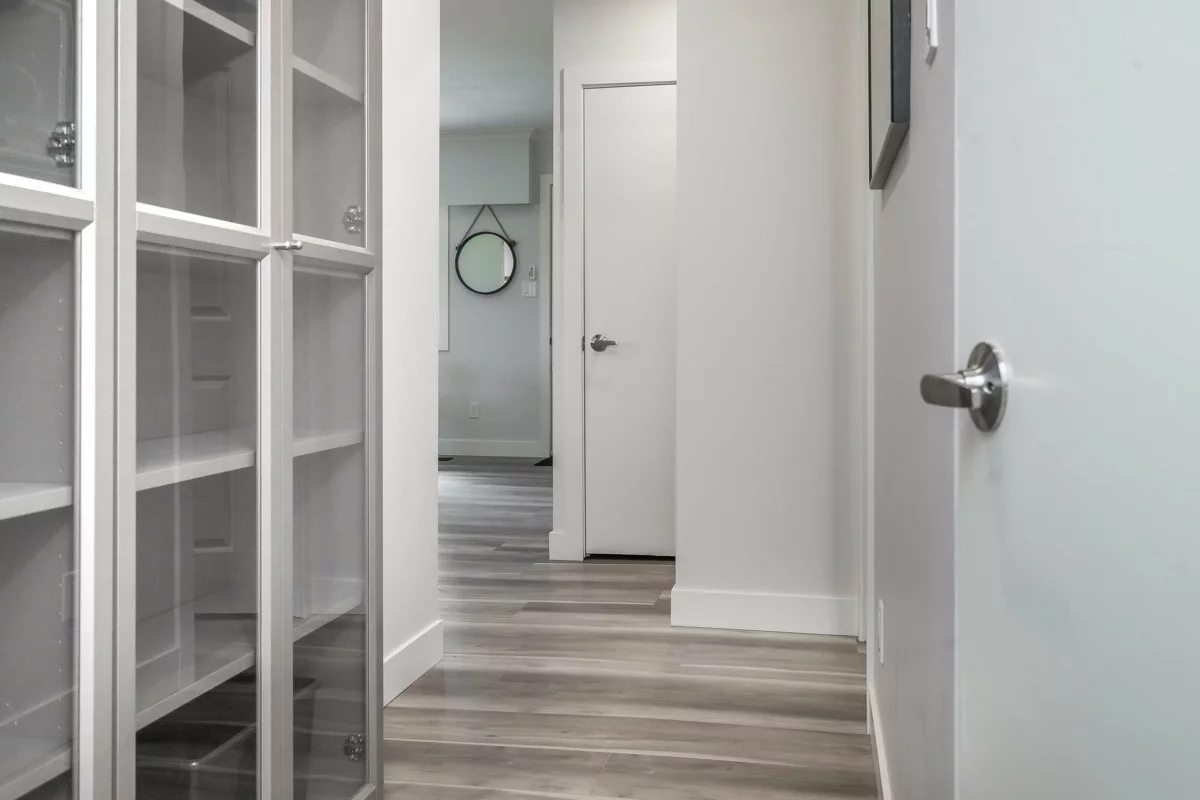 Guest Bathroom Photo of 27607 Gray Avenue, Abbotsford, BC