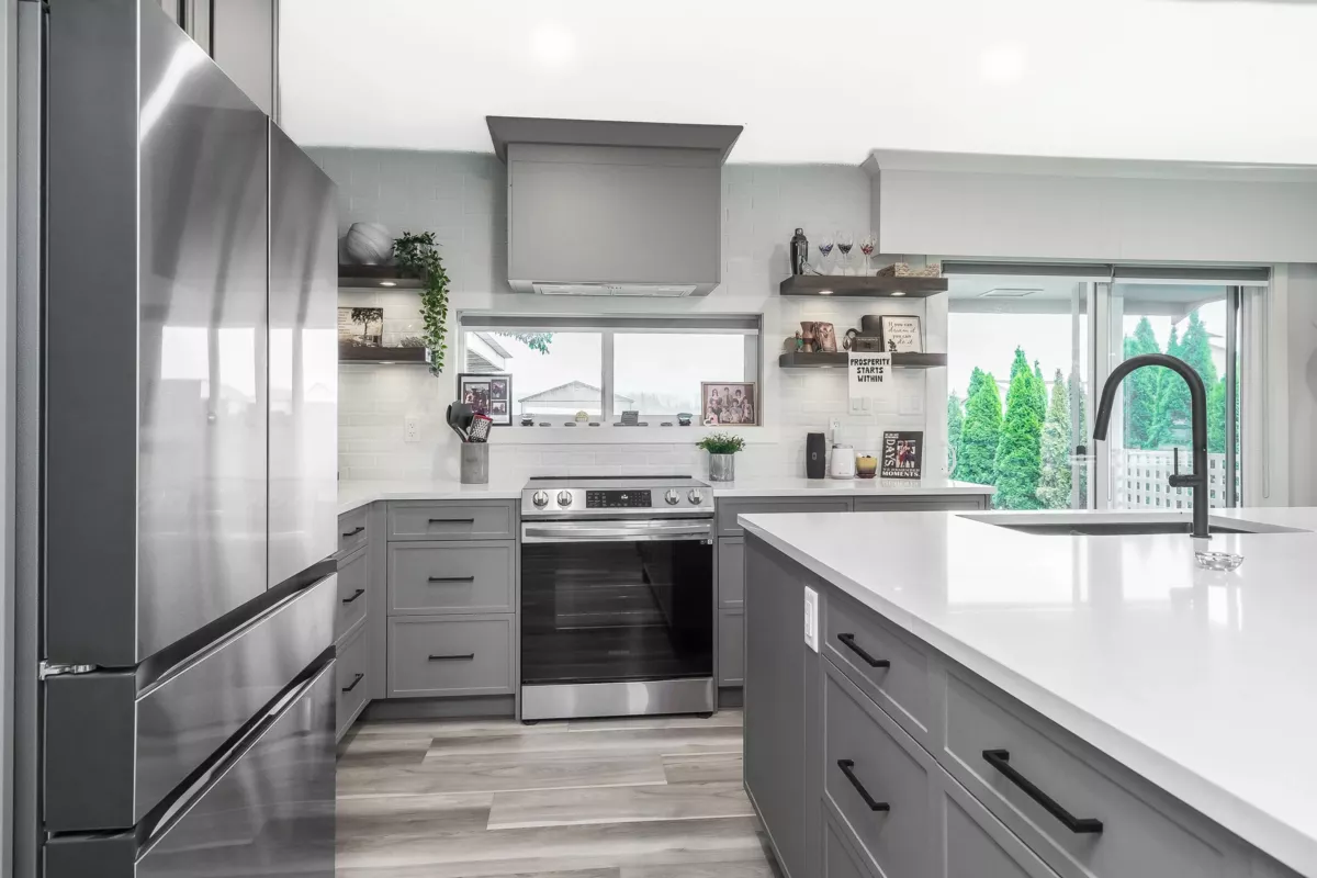 Kitchen Photo of 27607 Gray Avenue, Abbotsford, BC