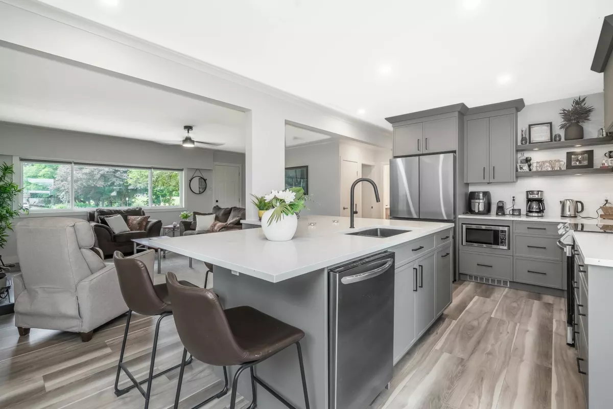 Living Room Photo of 27607 Gray Avenue, Abbotsford, BC