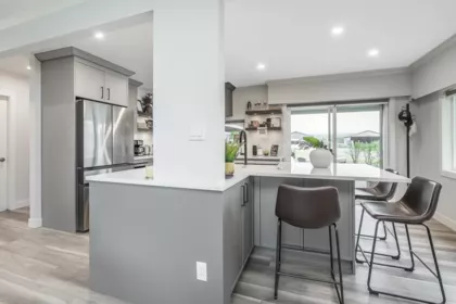 Kitchen Island Photo of 27607 Gray Avenue, Abbotsford, BC
