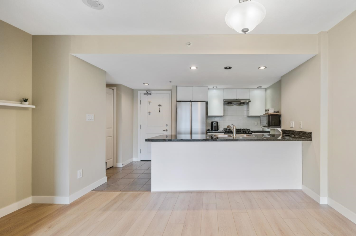 Breakfast Nook Photo of 605 9180 Hemlock Drive, Richmond, BC