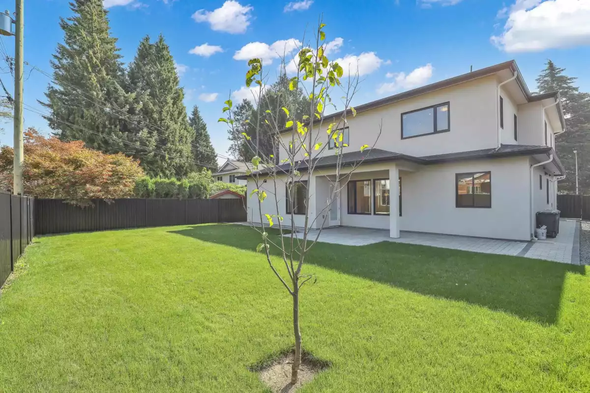 Fitness Center Photo Near 15689 Broome Road, Surrey, BC