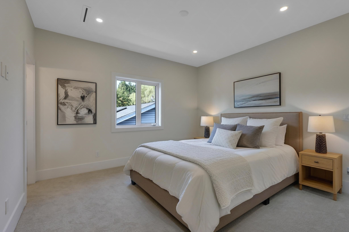 Guest Bathroom Photo of 15689 Broome Road, Surrey, BC