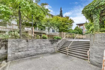 103 7475 138 Street, Surrey, BC, Surrey — Apartment/Condo for sale