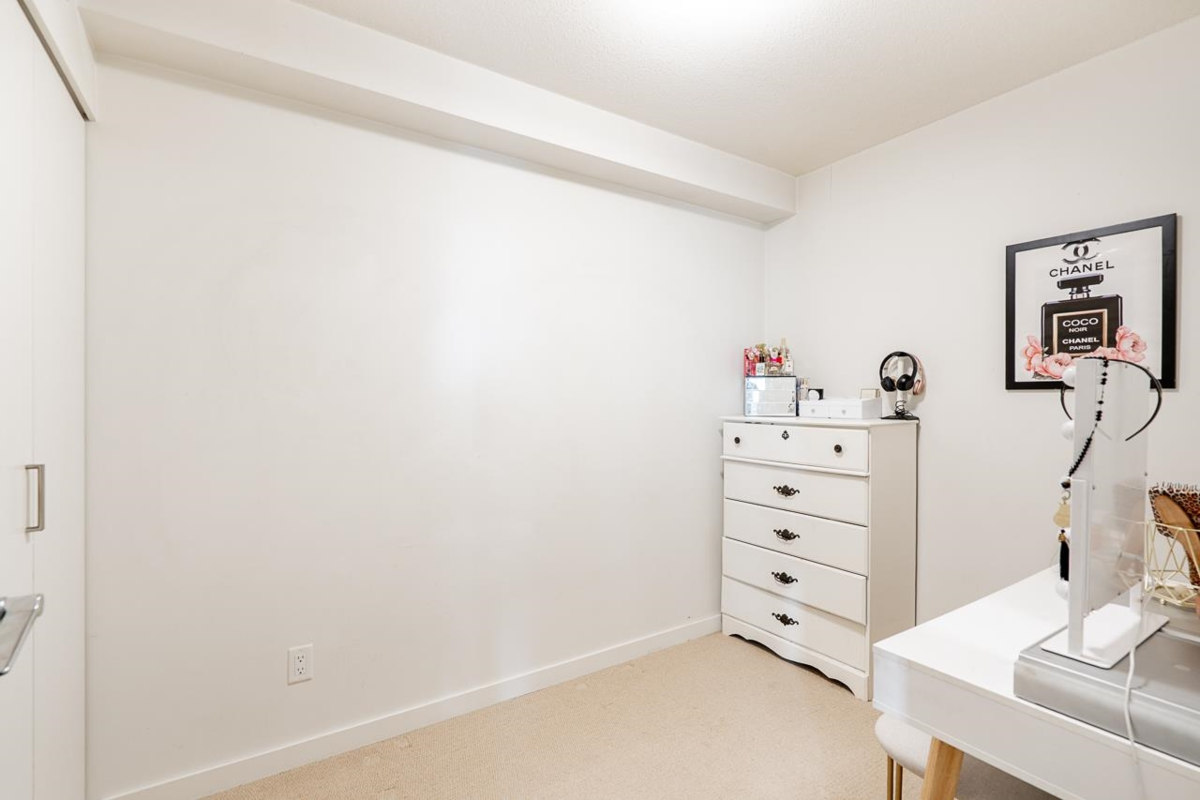 Bedroom 4 Photo of 708 13325 102a Avenue, Surrey, BC