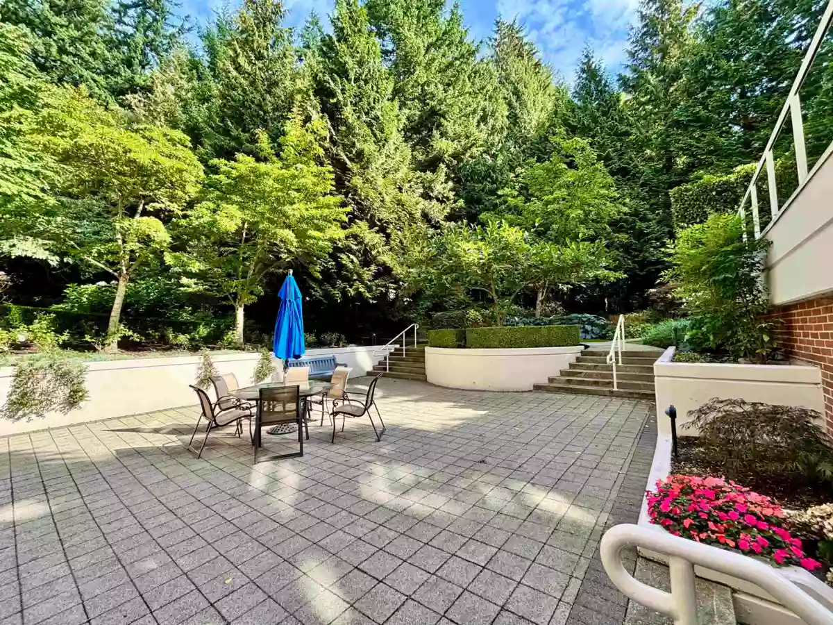 Entry Foyer Photo of 705 5615 Hampton Place, Vancouver, BC