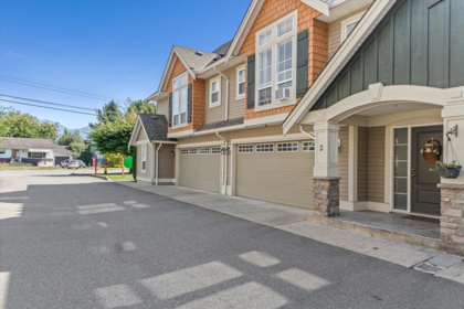 2 8945 Broadway Street, Chilliwack, BC, Chilliwack — Townhouse for sale