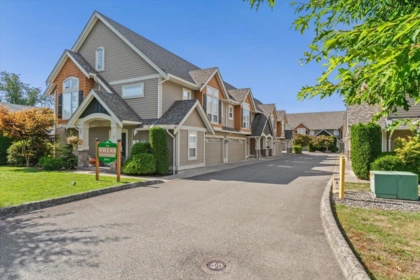 2 8945 Broadway Street, Chilliwack, BC, Chilliwack — Townhouse for sale