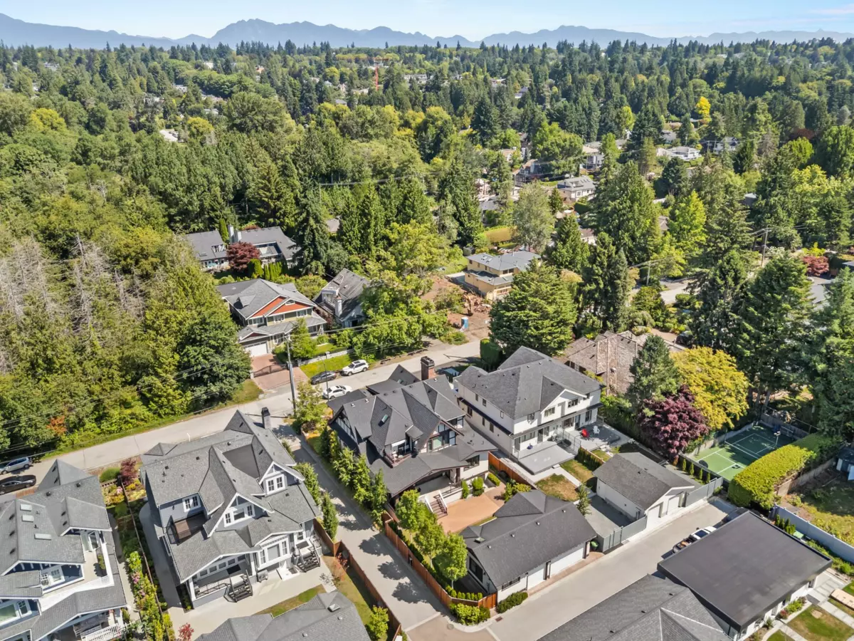 Family Room Photo of 3838 W 50th Avenue, Vancouver, BC