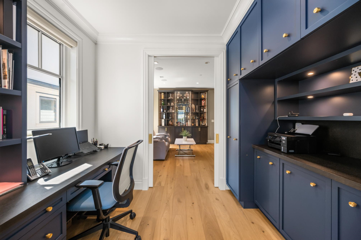 Primary Bedroom Photo of 3838 W 50th Avenue, Vancouver, BC