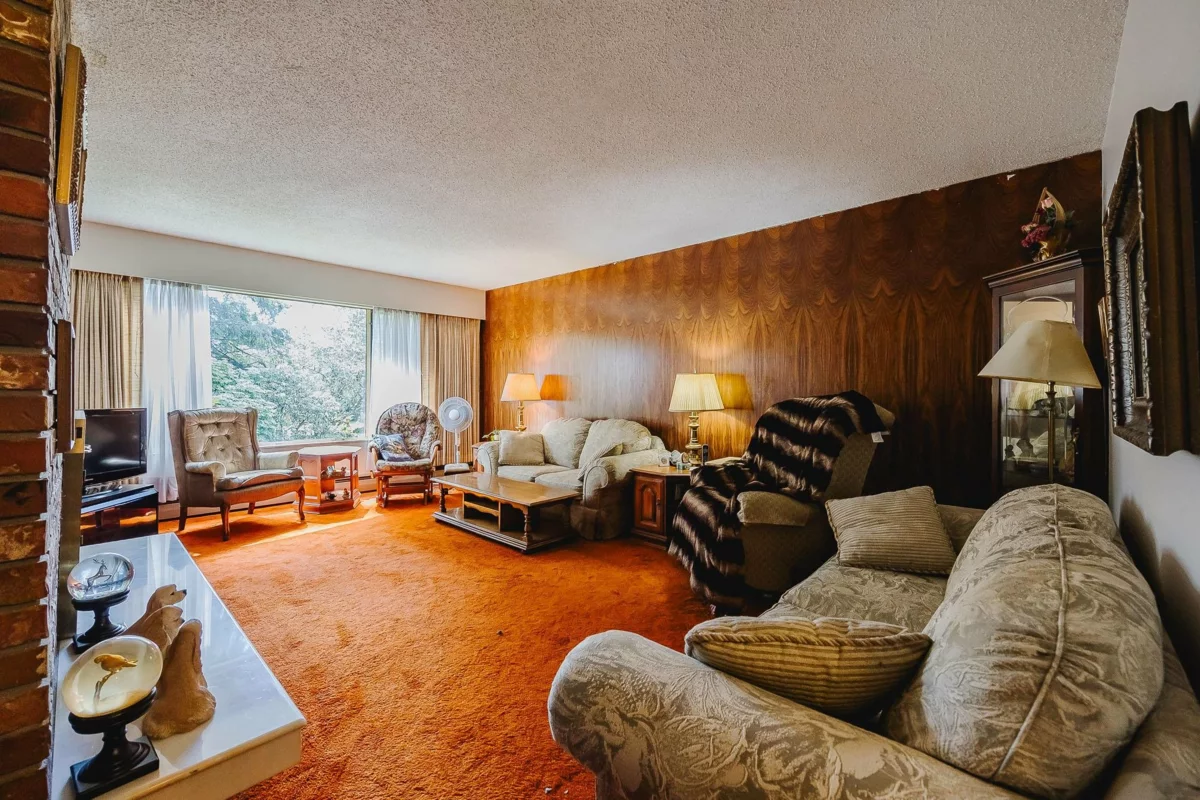 Kitchen Photo of 21190 Glenwood Avenue, Maple Ridge, BC