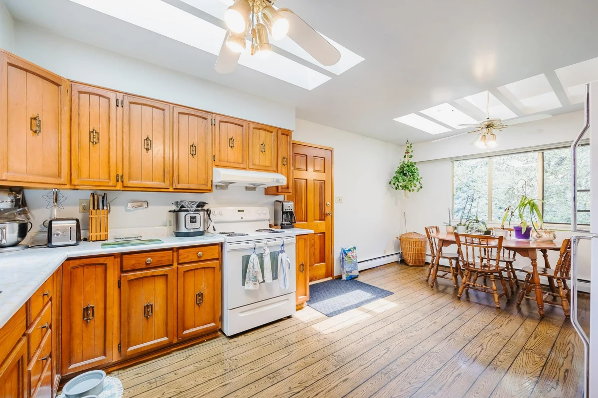 Pantry Photo of 21190 Glenwood Avenue, Maple Ridge, BC