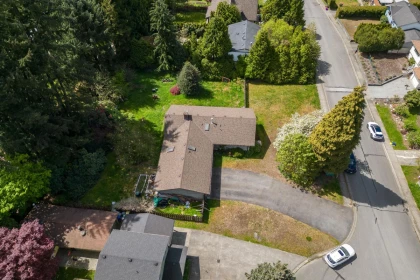 21190 Glenwood Avenue, Maple Ridge, BC