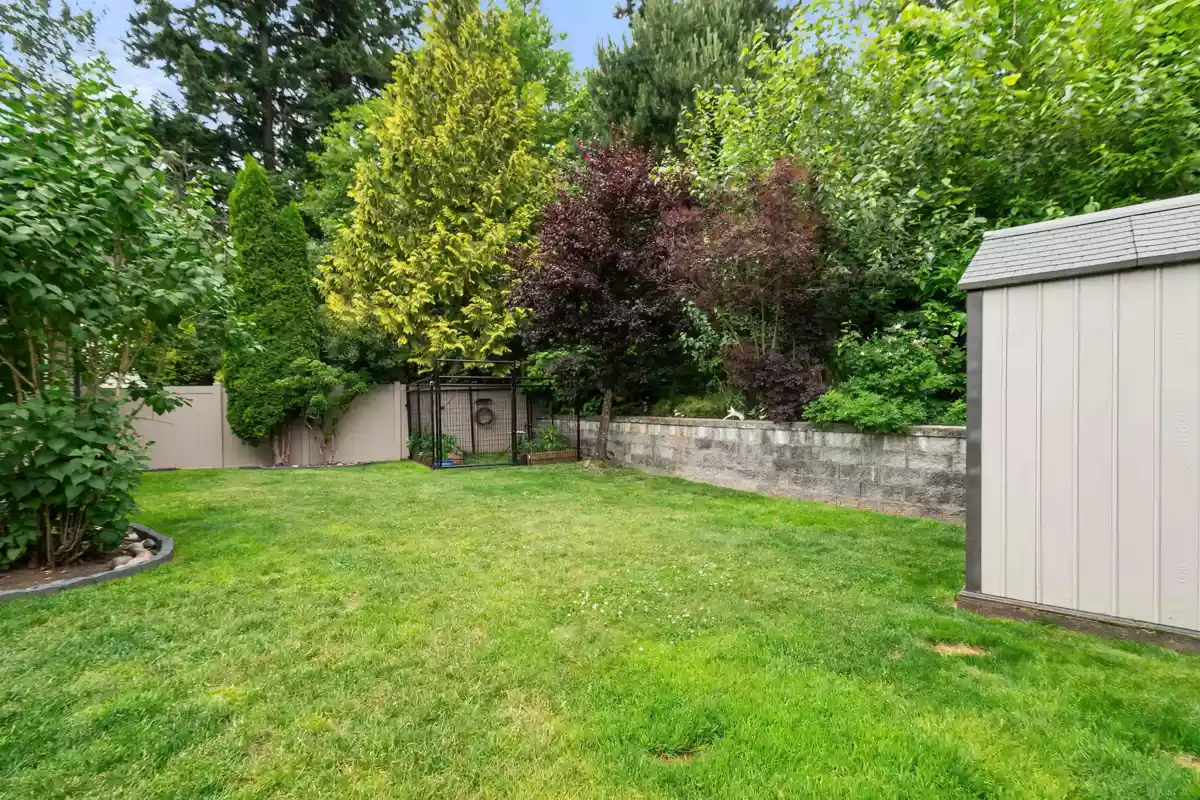 Backyard Photo of 45995 Bridle Ridge Crescent, Chilliwack, BC