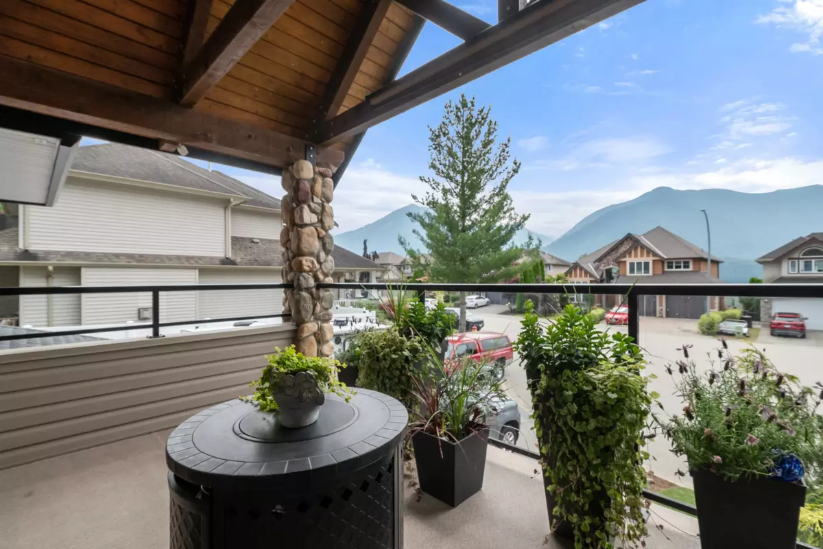 Staircase Photo of 45995 Bridle Ridge Crescent, Chilliwack, BC
