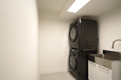 Primary Bathroom Photo of 2078 Springer Avenue, Burnaby, BC