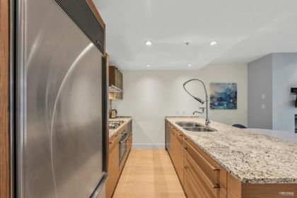 3307 1111 Alberni Street, Vancouver, BC, Vancouver — Apartment/Condo for sale