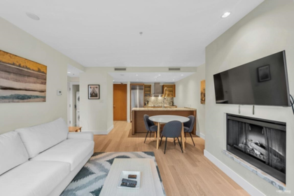 3307 1111 Alberni Street, Vancouver, BC, Vancouver — Apartment/Condo for sale