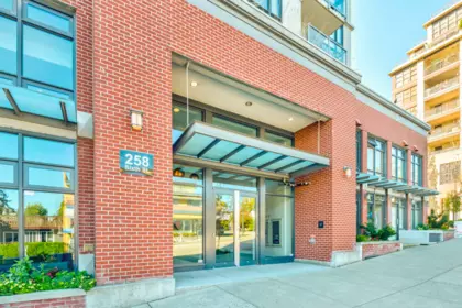 404 258 Sixth Street, New Westminster, BC, New Westminster — Apartment/Condo for sale