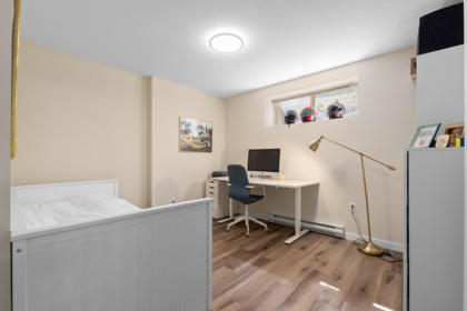 Hallway Photo of 96 2738 158 Street, Surrey, BC