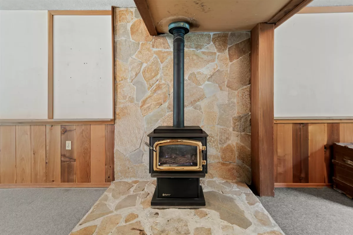 Backyard Photo of 1067 Fircrest Road, Gibsons, BC