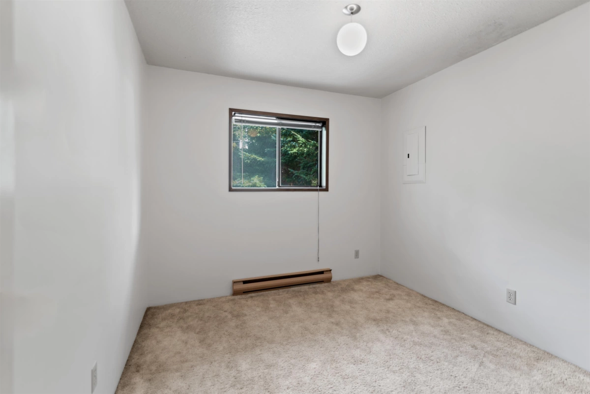 Basement Recreation Room Photo of 1067 Fircrest Road, Gibsons, BC