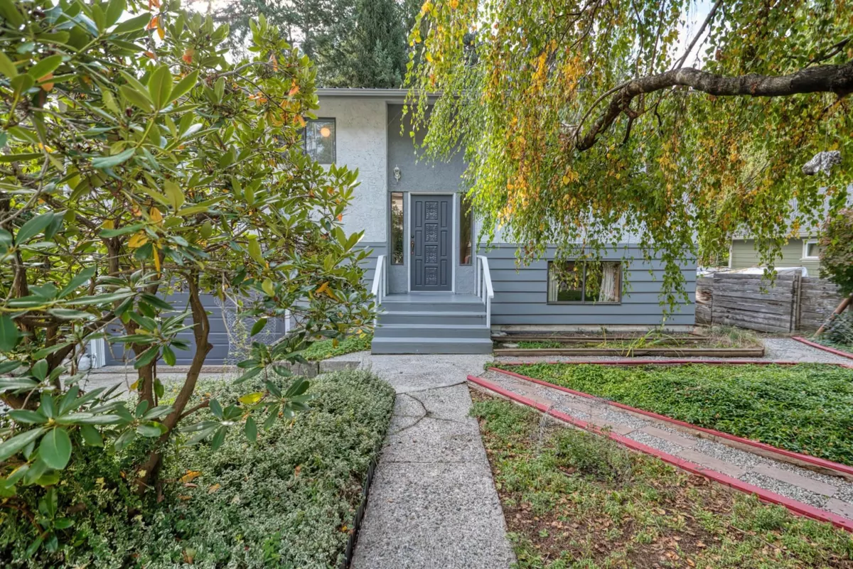 Kitchen Photo of 1067 Fircrest Road, Gibsons, BC
