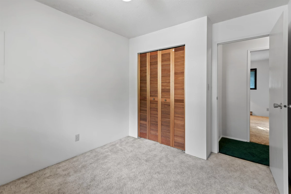 Laundry Room Photo of 1067 Fircrest Road, Gibsons, BC