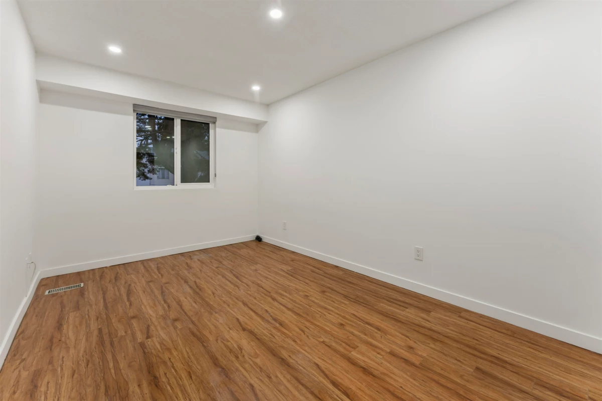 Powder Room Photo of 87 14135 104 Avenue, Surrey, BC