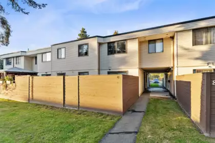 87 14135 104 Avenue, Surrey, BC, Whalley — 2 bed townhouse for sale