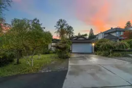 532 San Remo Drive, Port Moody, BC