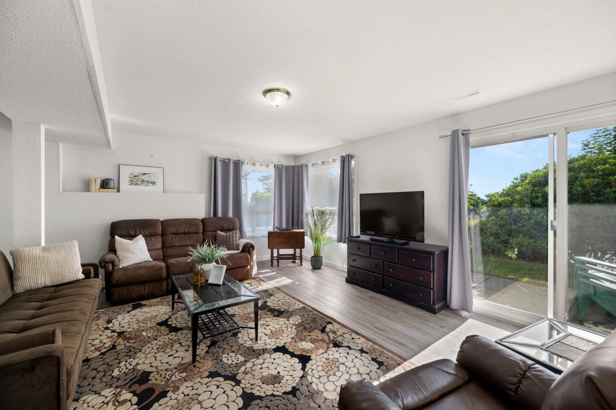 Hallway Photo of 39 31450 Spur Avenue, Abbotsford, BC