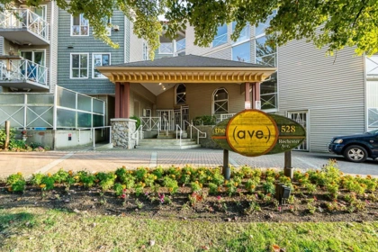 328 528 Rochester Avenue, Coquitlam, BC, Coquitlam West — 2 bed apartment/condo for sale