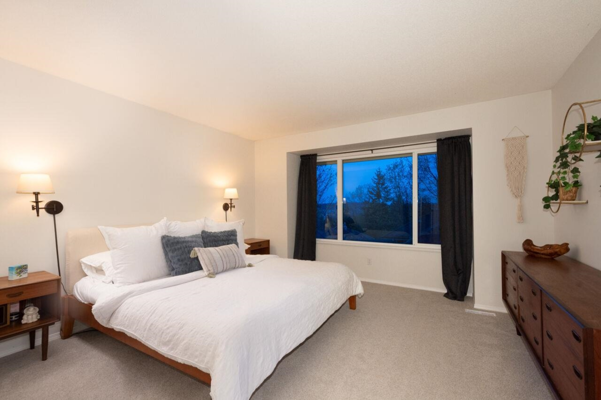 Loft / Bonus Room Photo of 1 181 Ravine Drive, Port Moody, BC