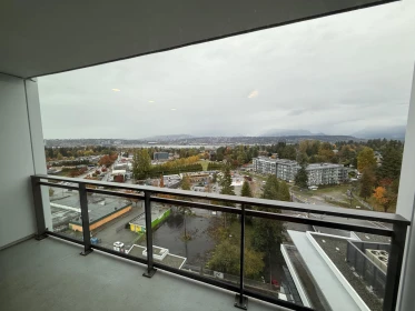 Kitchen Island Photo of 1510 13675 107a Avenue, Surrey, BC