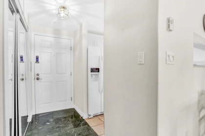 403 2580 Tolmie Street, Vancouver, BC, Vancouver — Apartment/Condo for sale
