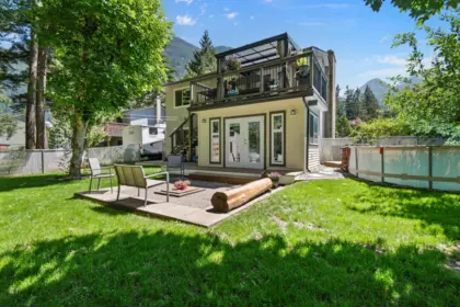 63777 Beech Avenue, Hope, BC, Hope — Single Family Residence for sale